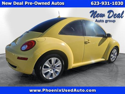 2008 Volkswagen New Beetle S