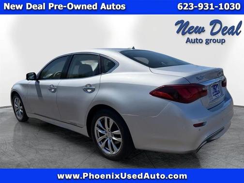 Silver 2018 INFINITI Q70 3.7