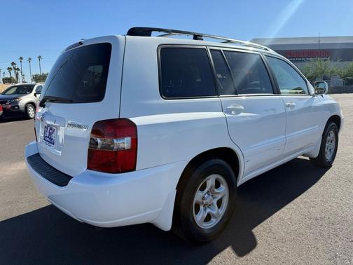 2005 Toyota Highlander Base