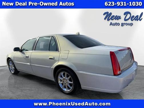 White 2010 Cadillac DTS Luxury Collection