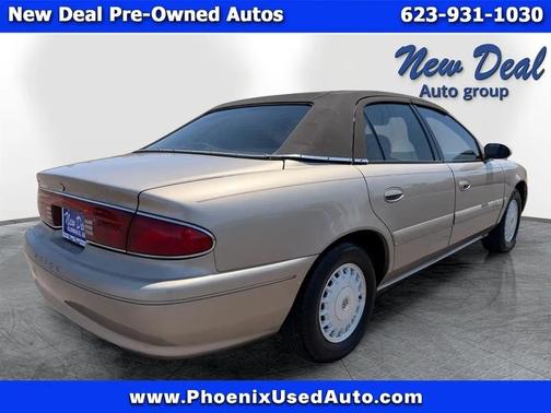 Gold Metallic 2000 Buick Century Limited
