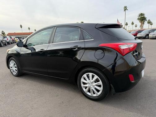 2016 Hyundai Elantra GT Base