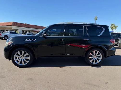 2011 INFINITI QX56 Base