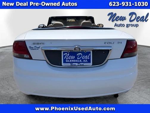 White 2004 Chrysler Sebring Base