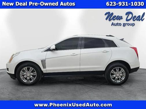 White 2016 Cadillac SRX Luxury Collection