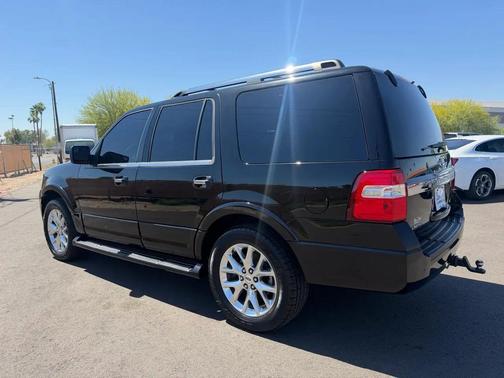 Black 2017 Ford Expedition Limited