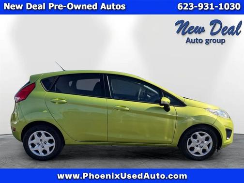 2013 Ford Fiesta SE Hatchback