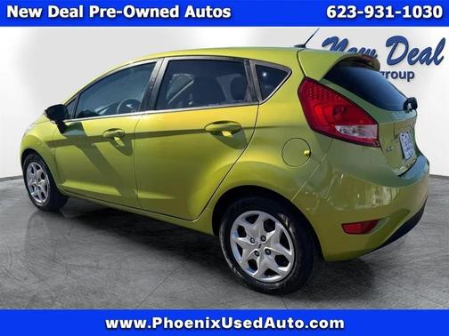 2013 Ford Fiesta SE Hatchback