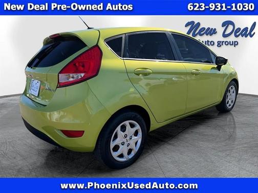 2013 Ford Fiesta SE Hatchback