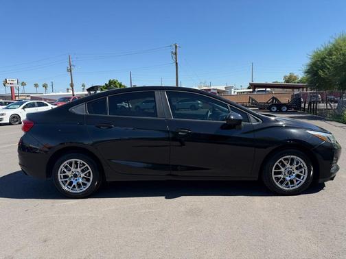 2019 Chevrolet Cruze LS