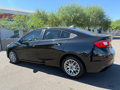 2019 Chevrolet Cruze LS
