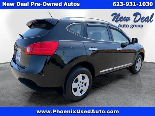 Black 2015 Nissan Rogue Select S