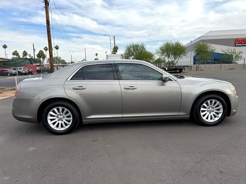 2014 Chrysler 300 S