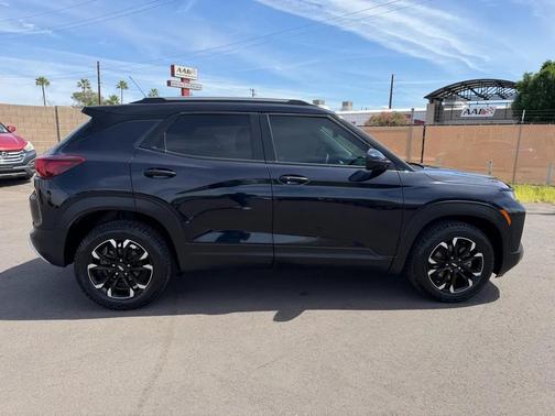 Black 2021 Chevrolet Trailblazer LT