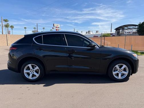 2018 Alfa Romeo Stelvio Base