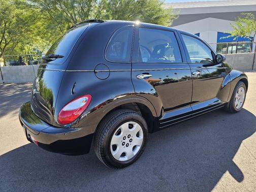 2006 Chrysler PT Cruiser Base