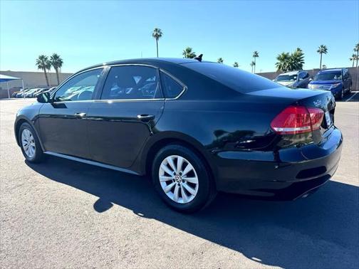 2014 Volkswagen Passat 1.8T S