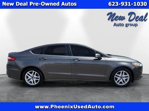 Gray 2015 Ford Fusion SE