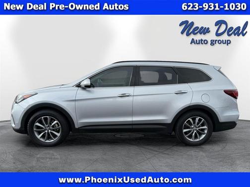 2017 Hyundai SANTA FE SE