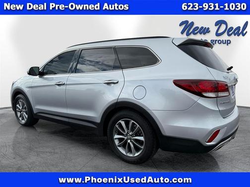 2017 Hyundai SANTA FE SE