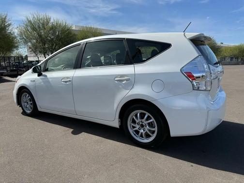 2012 Toyota Prius v Two