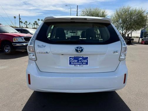 2012 Toyota Prius v Two