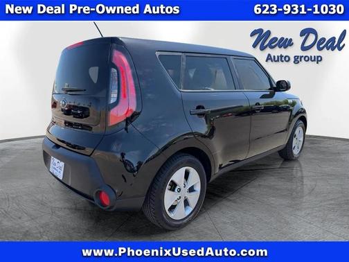 Black 2016 Kia Soul Base