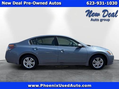 Blue 2011 Nissan Altima 2.5 SL