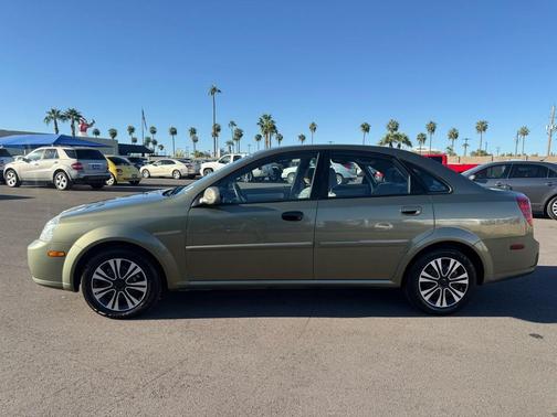 2004 Suzuki Forenza S