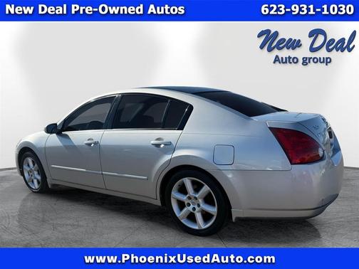 2004 Nissan Maxima SE