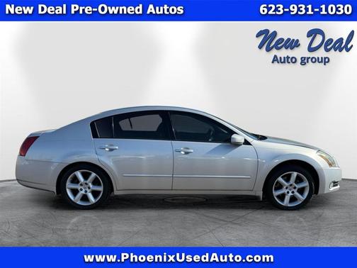 2004 Nissan Maxima SE