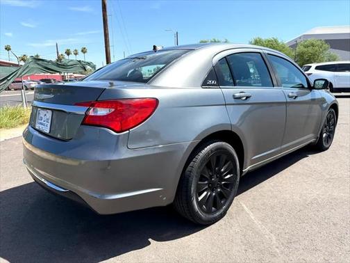 2012 Chrysler 200 LX