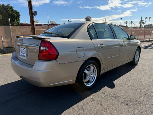 2005 Chevrolet Malibu Base