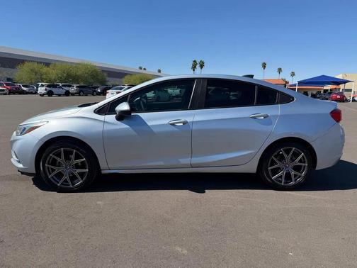 2017 Chevrolet Cruze LS