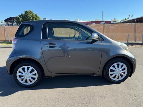2014 Scion iQ 3-Door Hatchback AT