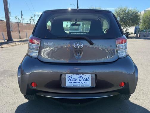 2014 Scion iQ 3-Door Hatchback AT