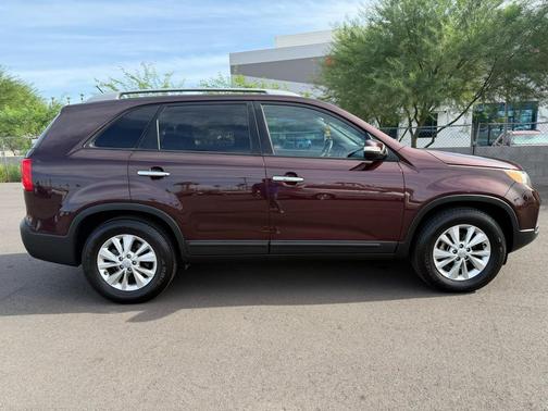 2012 Kia Sorento LX