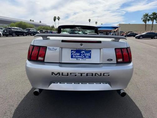 Silver 2001 Ford Mustang Base