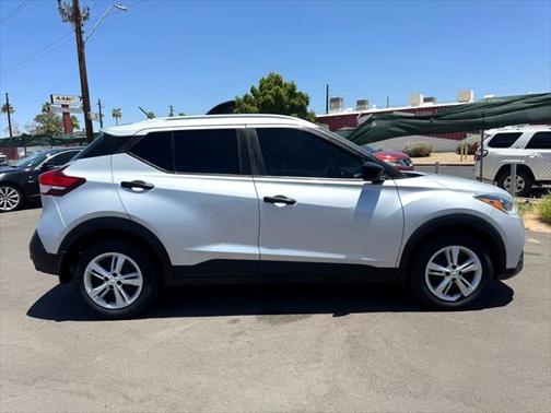 2019 Nissan Kicks SV