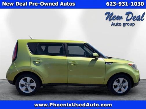 Green 2018 Kia Soul Base