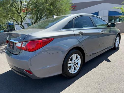 2014 Hyundai SONATA GLS