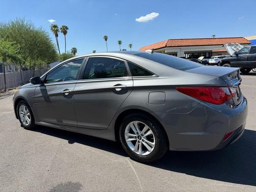 2014 Hyundai SONATA GLS