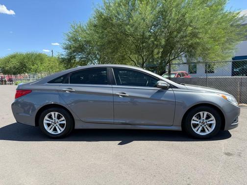 2014 Hyundai SONATA GLS