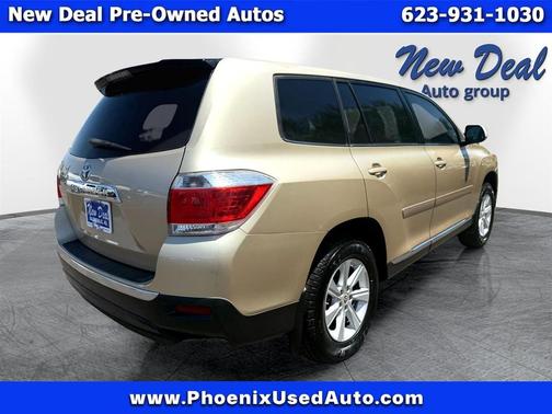 2012 Toyota Highlander SE
