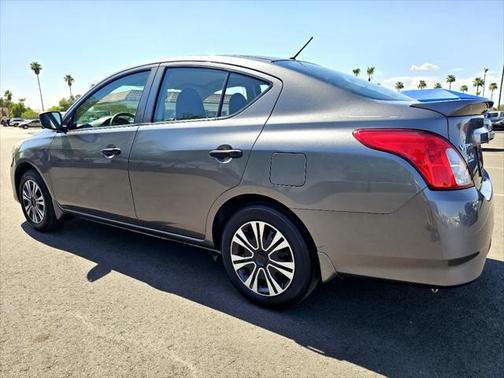 2017 Nissan Versa 1.6 S+
