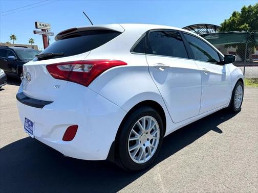2016 Hyundai Elantra GT Base