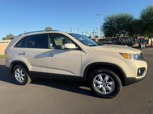 2011 Kia Sorento LX