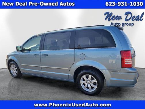 2010 Chrysler Town & Country Touring