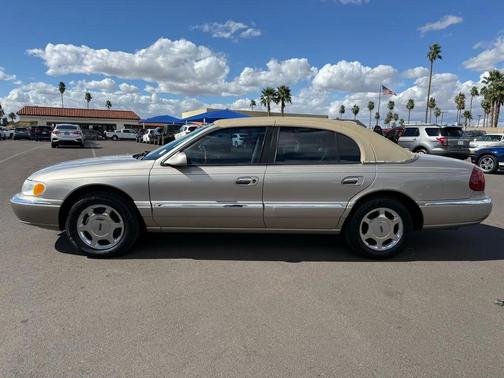 2000 Lincoln Continental Base