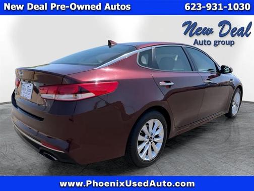 Maroon 2017 Kia Optima LX
